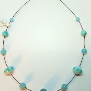 collier satellite bleu